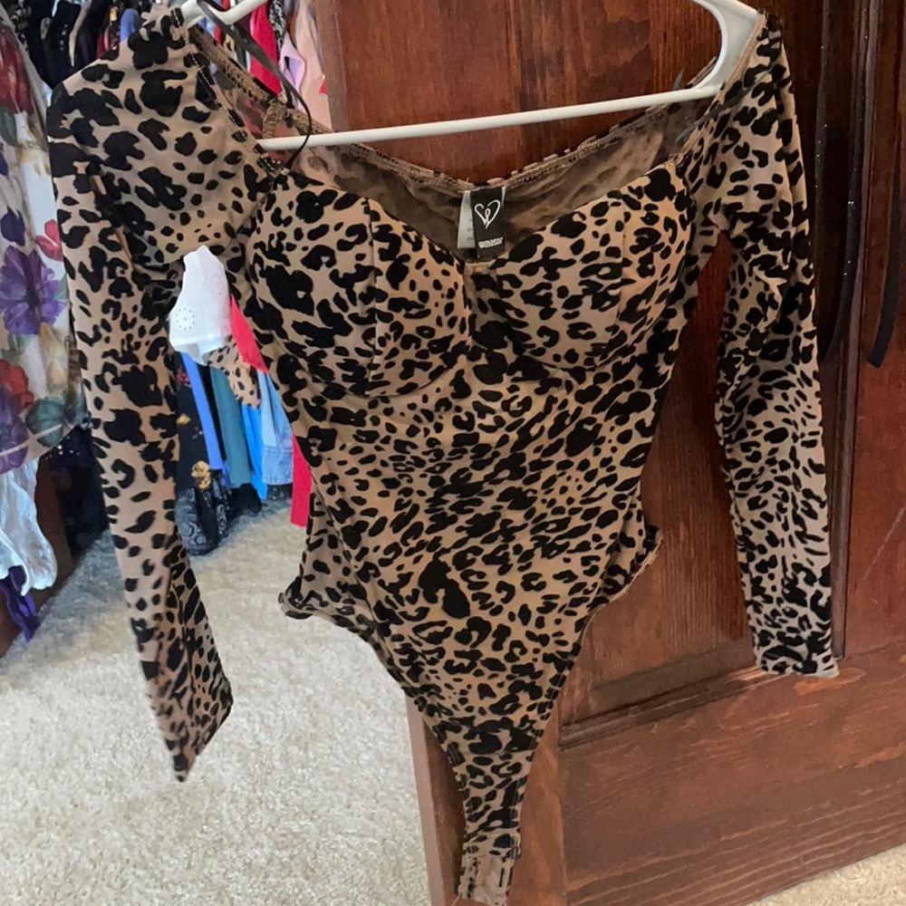 Windsor NWT velvet cheetah bustier bodysuit